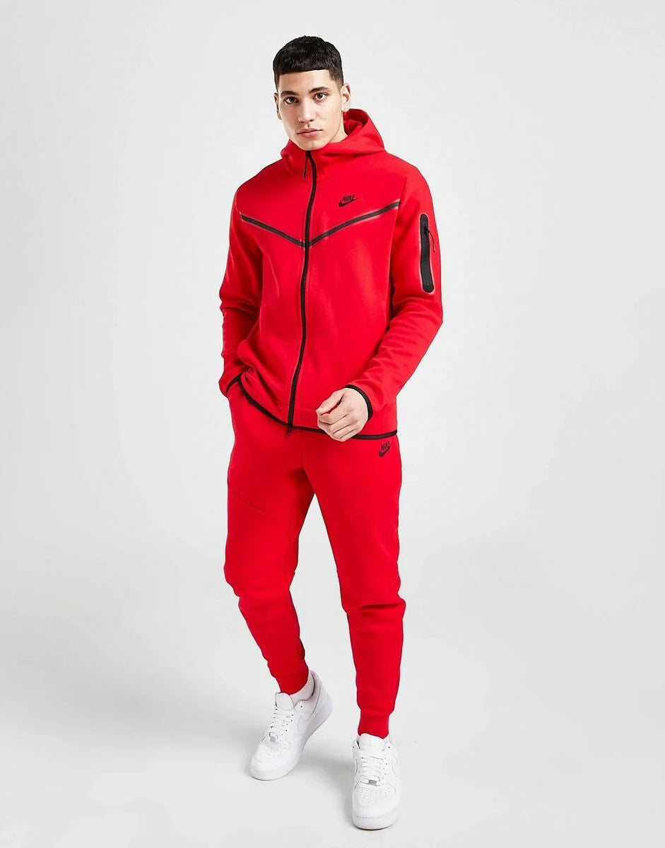 Nike - Ensemble Tech - Rouge